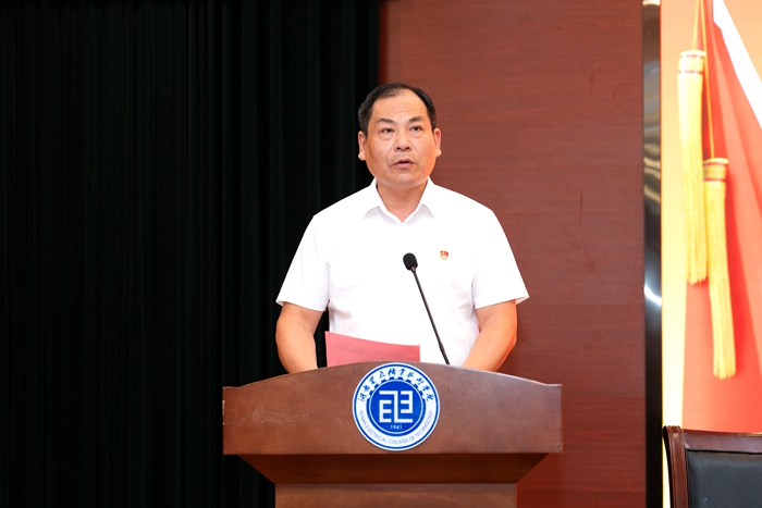 2.张劲松书记.jpg 2.张劲松书记.jpg